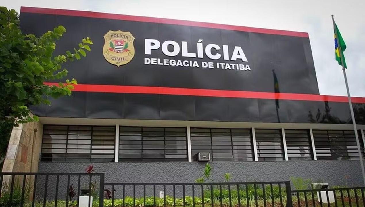 Homem é preso suspeito de deixar filha trancada em apartamento | G1