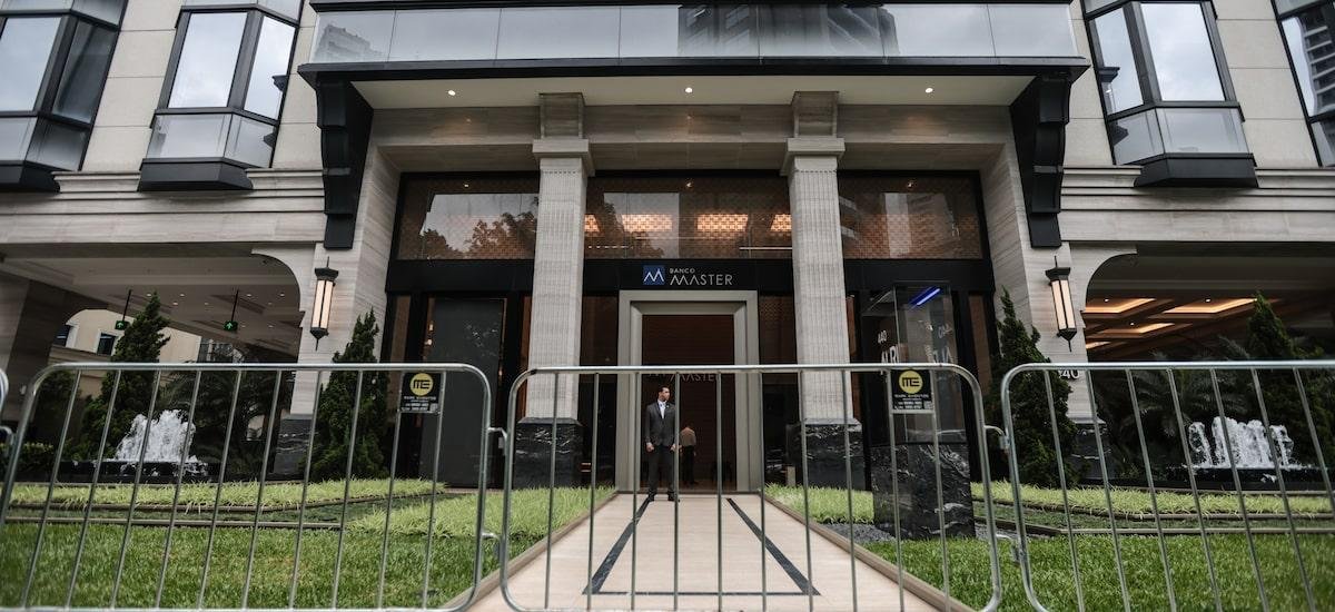 Caso Master: Liquidante diz que pai e irmã de Vorcaro compraram mansão nos EUA com dinheiro desviado