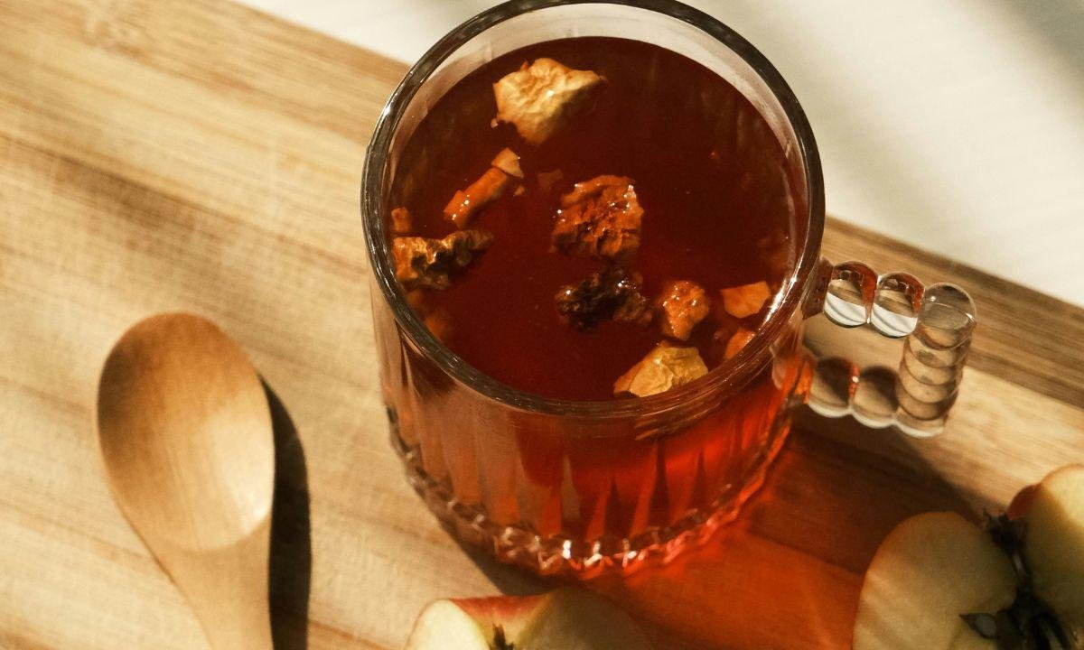 Conheça chá simples que virou queridinho do bem-estar