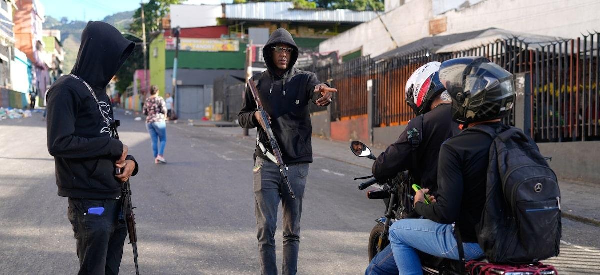 Venezuela vive dia de calma após queda de Maduro, mas com tensão pelas incertezas