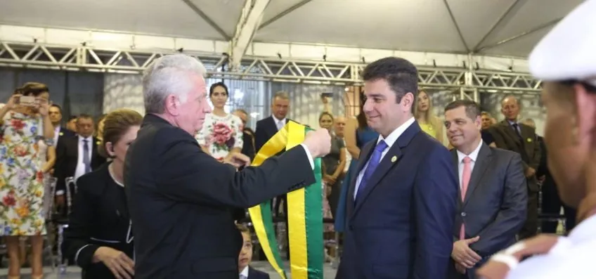 STJ adia decisão sobre restrições a pai de ex-governador do Acre