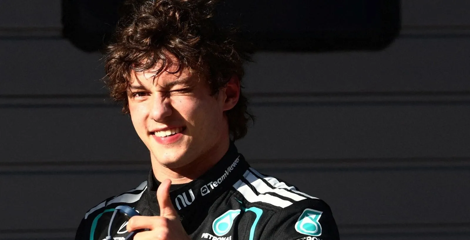 Antonelli comemora recorde e fim de tabu da F1: "Muito feliz"