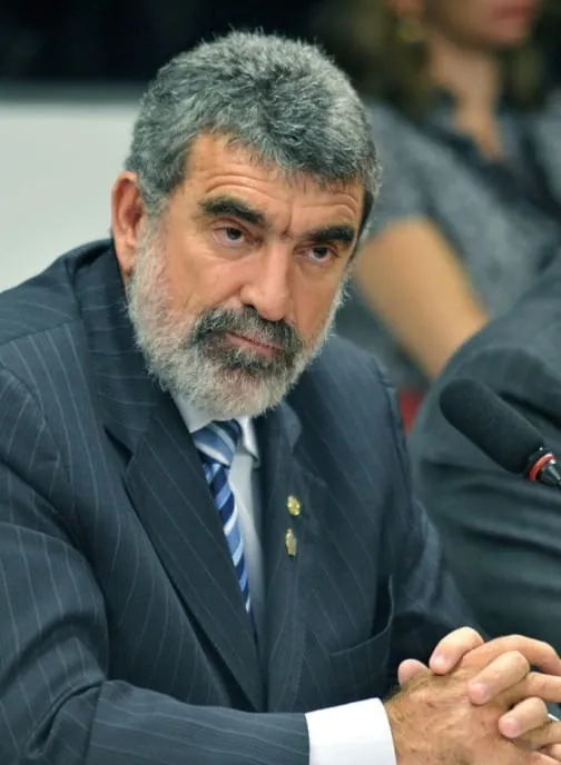 STJ mantém condenação de ex-deputado do PL por agressão dentro do Congresso