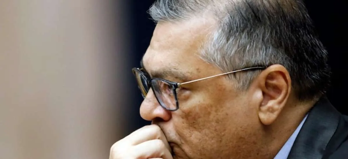 Dino torna nula emendas que tenham interferência de ex-congressistas ou presidentes de partidos