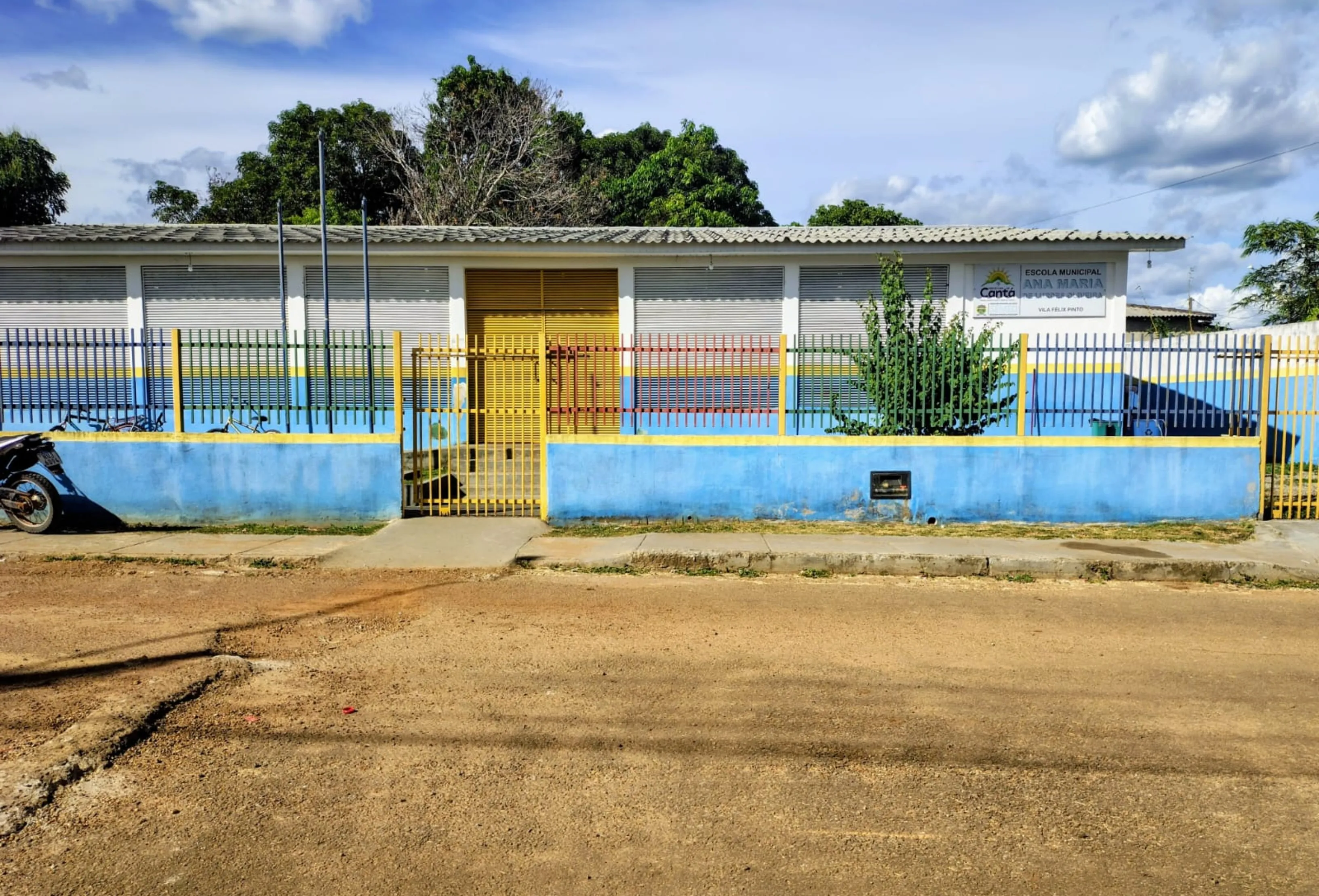 Mãe cobra assistente de aluno em escola da prefeitura no Cantá | G1