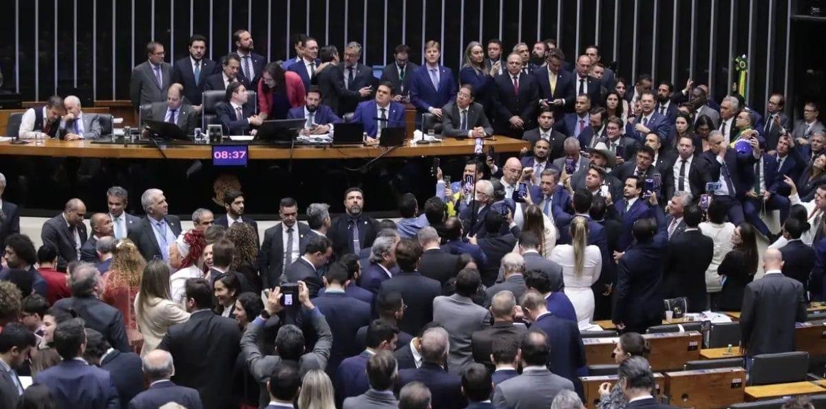 Veja como votou cada deputado no PL da Dosimetria