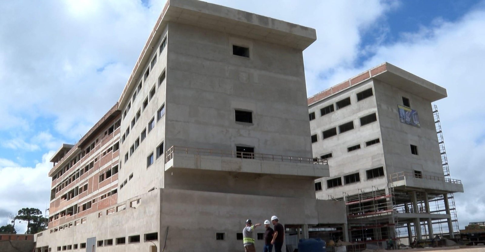 Obras de novo hospital em São José dos Pinhais chegam a 32%