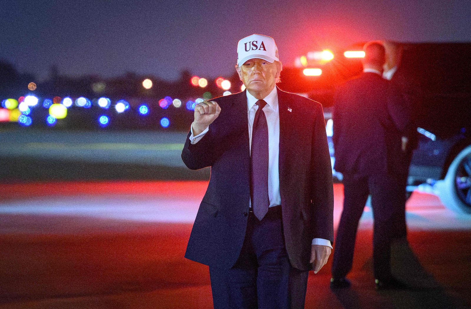 Análise: Aspirante ao Nobel da Paz, Trump desfaz promessas ao tentar mudança de regime no Irã com guerra
