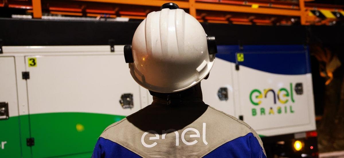 Incerteza sobre Enel em SP faz Fitch colocar ratings do grupo no Brasil em observação negativa