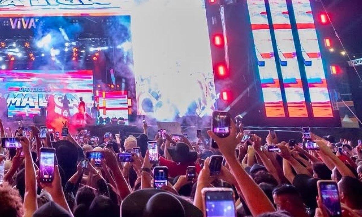 Adolescente morre baleado em briga durante show em festival no litoral