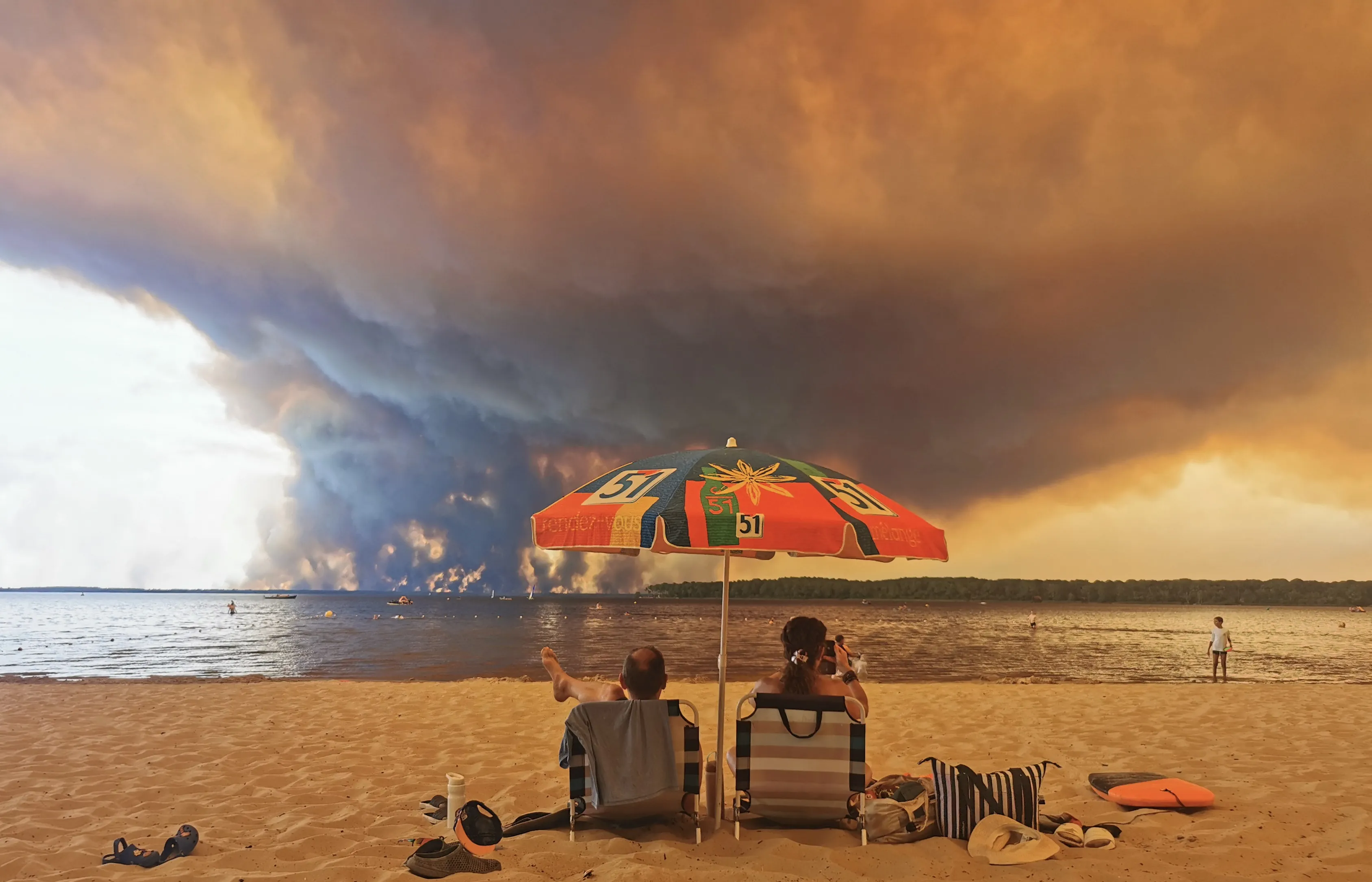 Incêndios avançam na Espanha e França; mais de 270 mil deixam suas casas