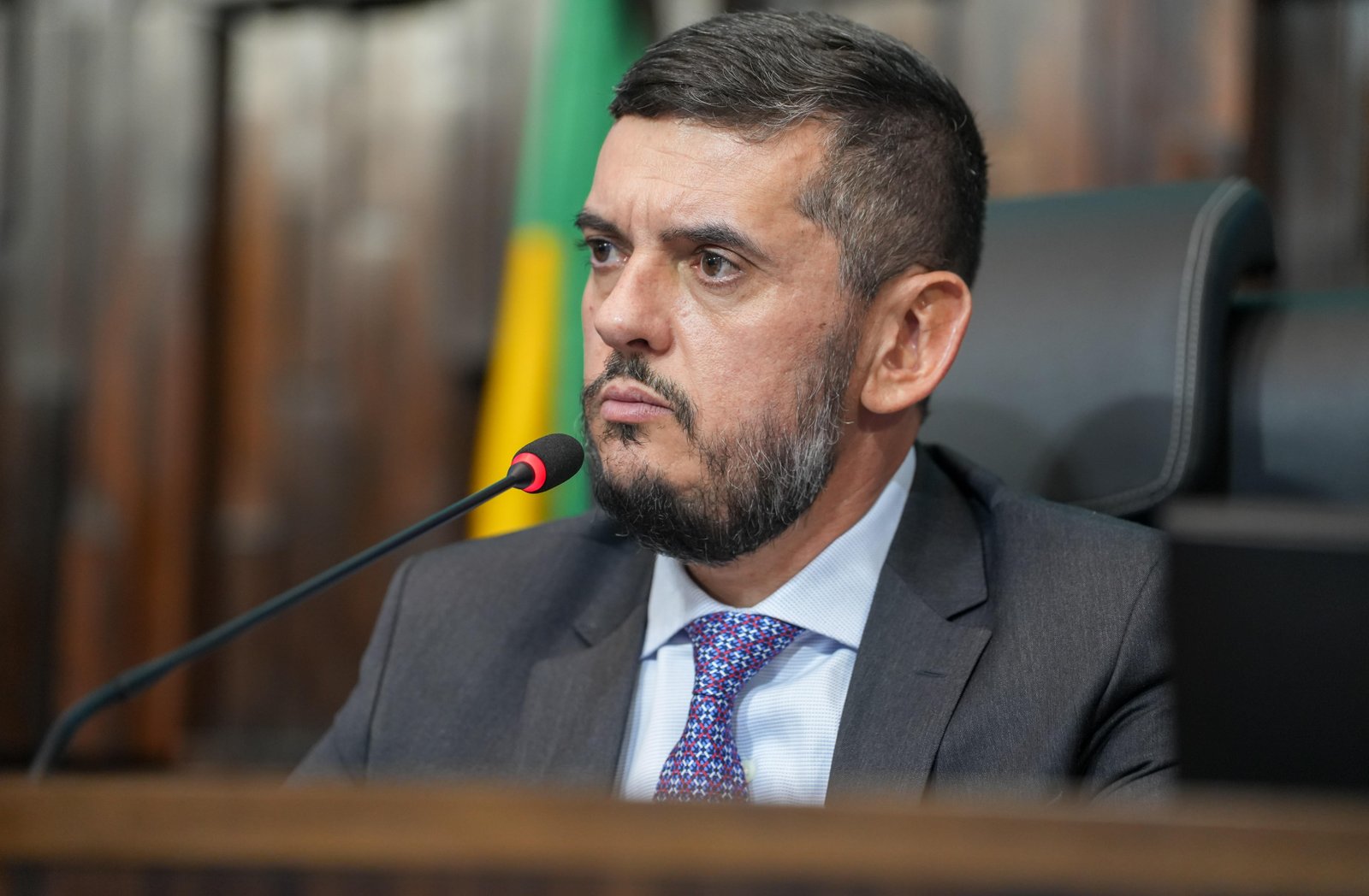 PF investiga Bacellar por suspeita de lavagem ligada a frigorífico | G1