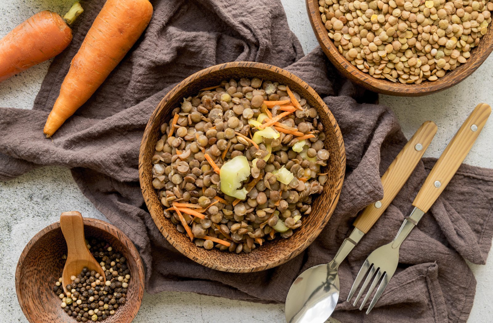 Benefícios do consumo de lentilhas: saiba como prepará-las para melhor absorção de ferro