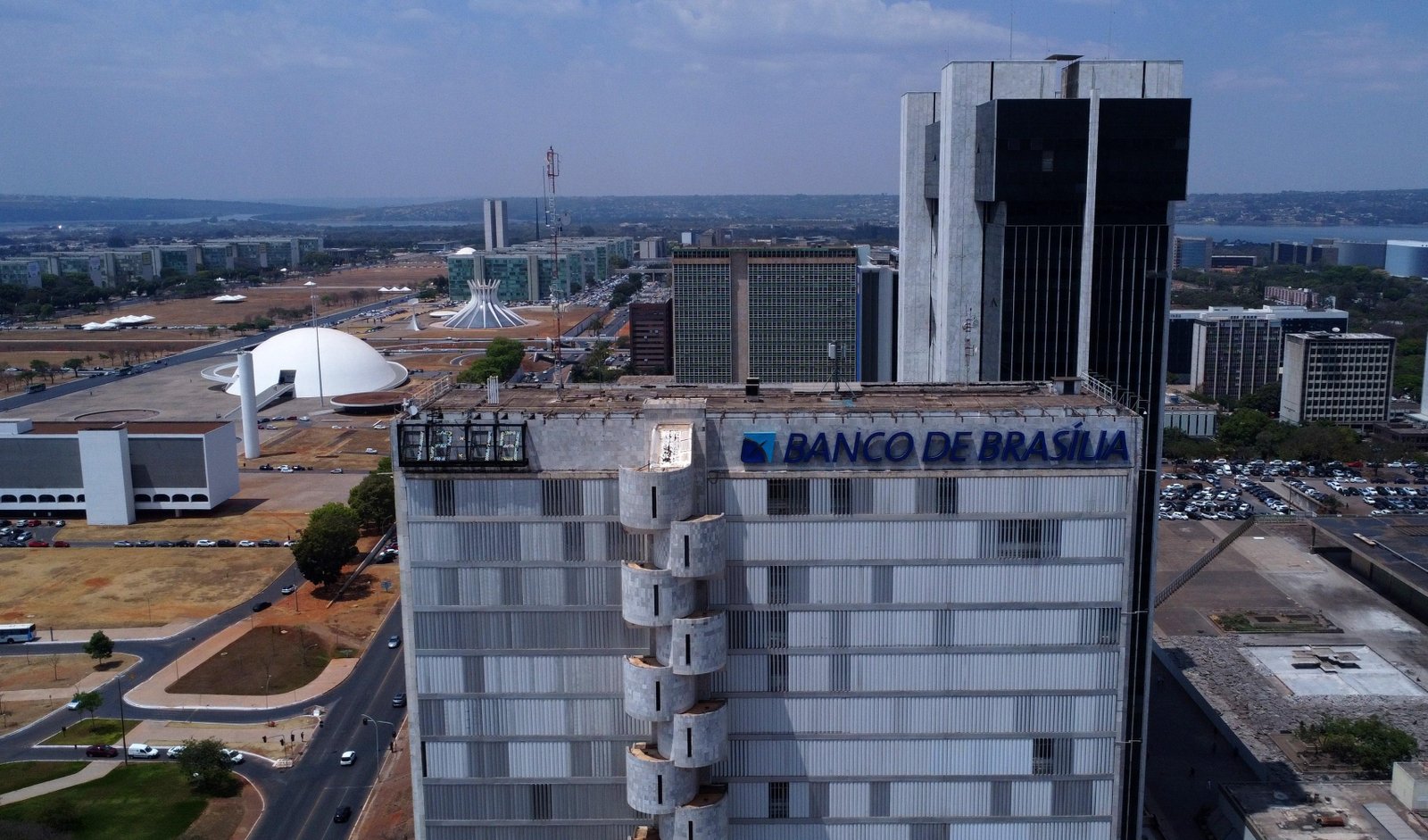 Governo do DF tenta votar nesta terça-feira projeto de socorro ao BRB, mas análise ainda é dúvida