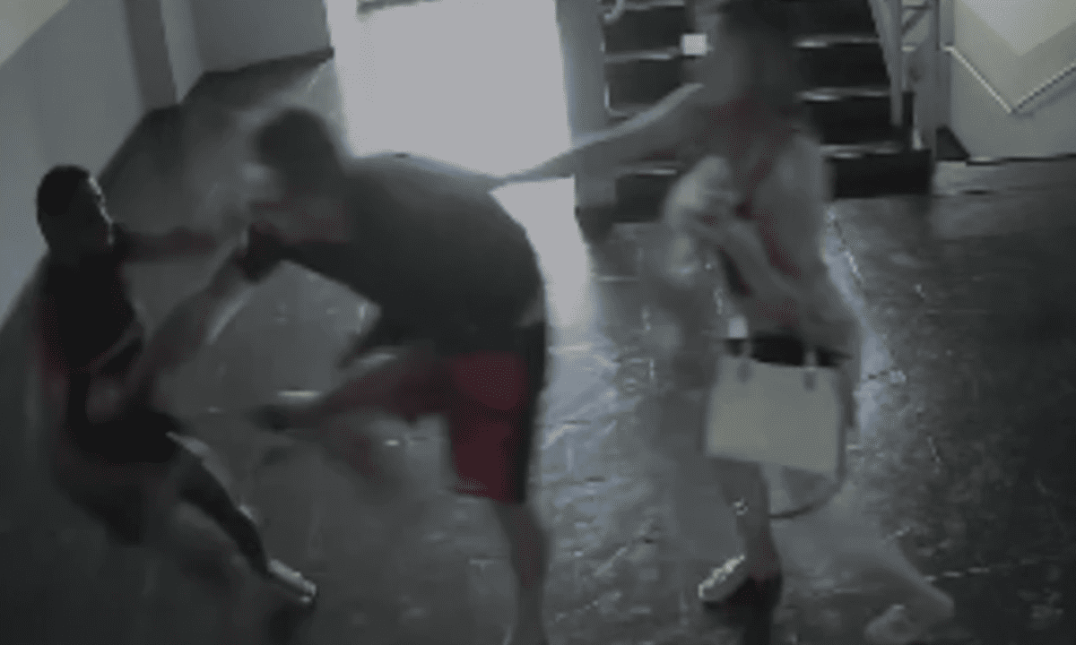 Homem leva nove facadas do vizinho após discussão no Gama