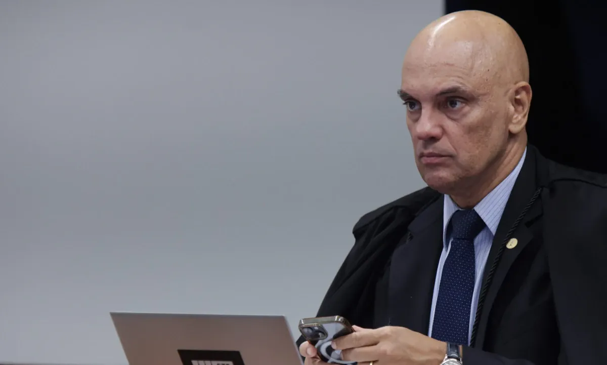Em nova decisão sobre extradição de Zambelli, Moraes fala de garantias