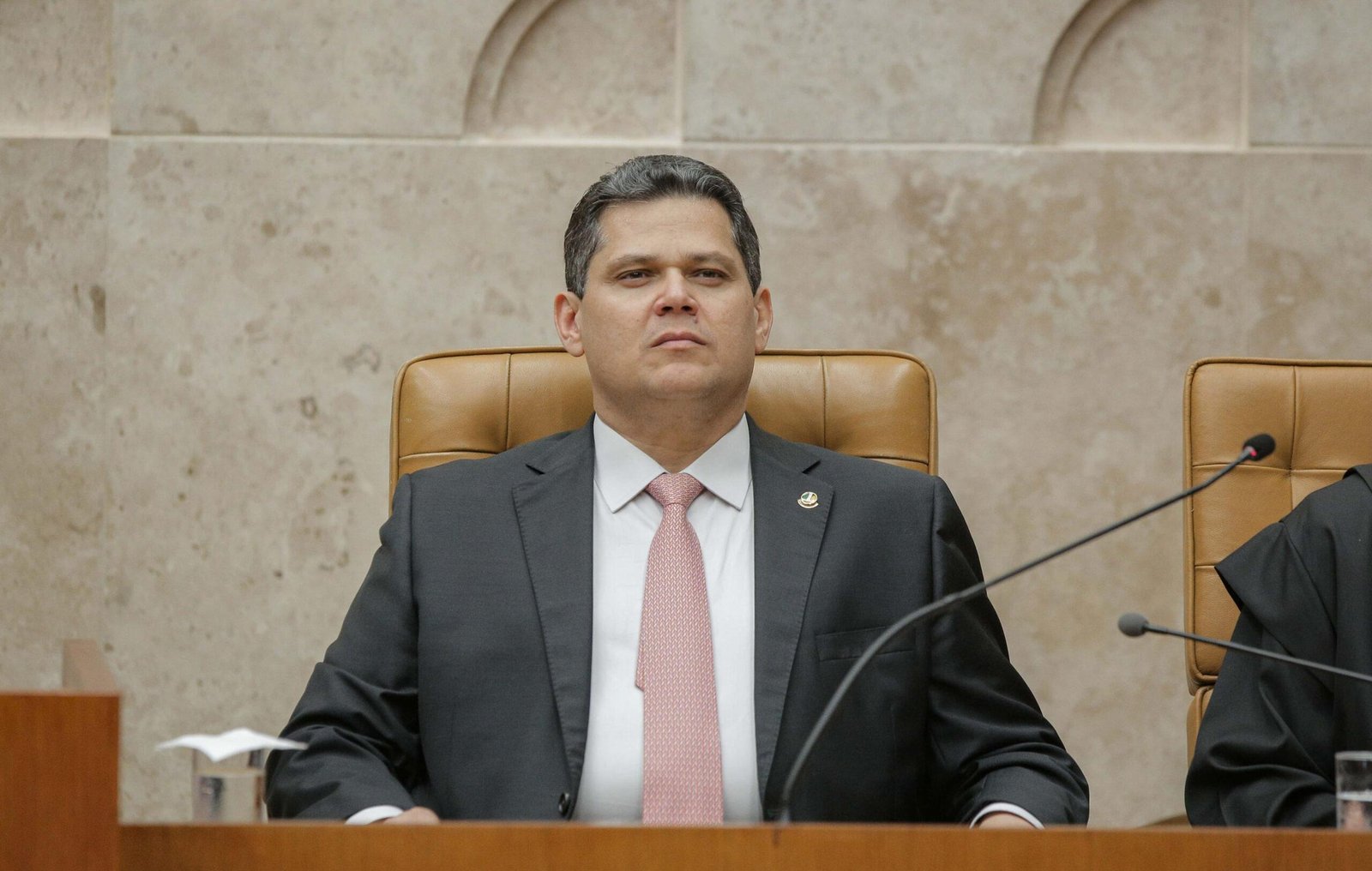 CPMI já fala em acionar STF se Alcolumbre anular sigilo de Lulinha