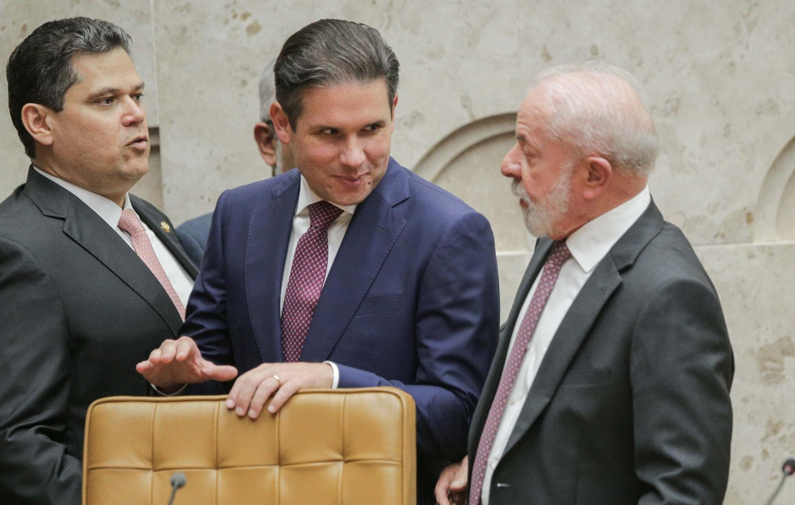 Em primeira votação de 2026, Câmara aprova MP do programa Gás do Povo