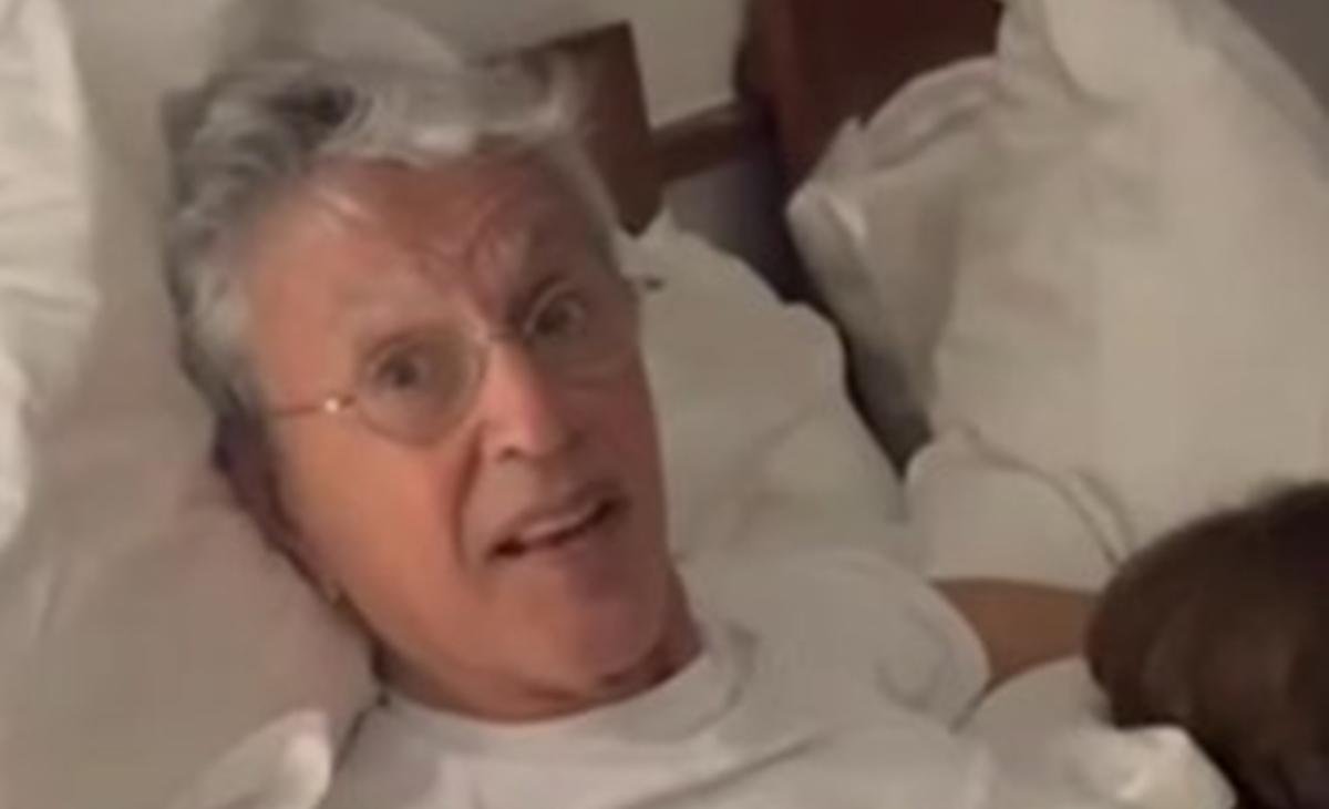 Reação de Caetano e Maria Bethânia ao comemorar o Grammy viraliza