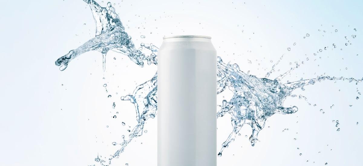 Adicionaram proteína até na água; o que especialistas dizem sobre a tendência