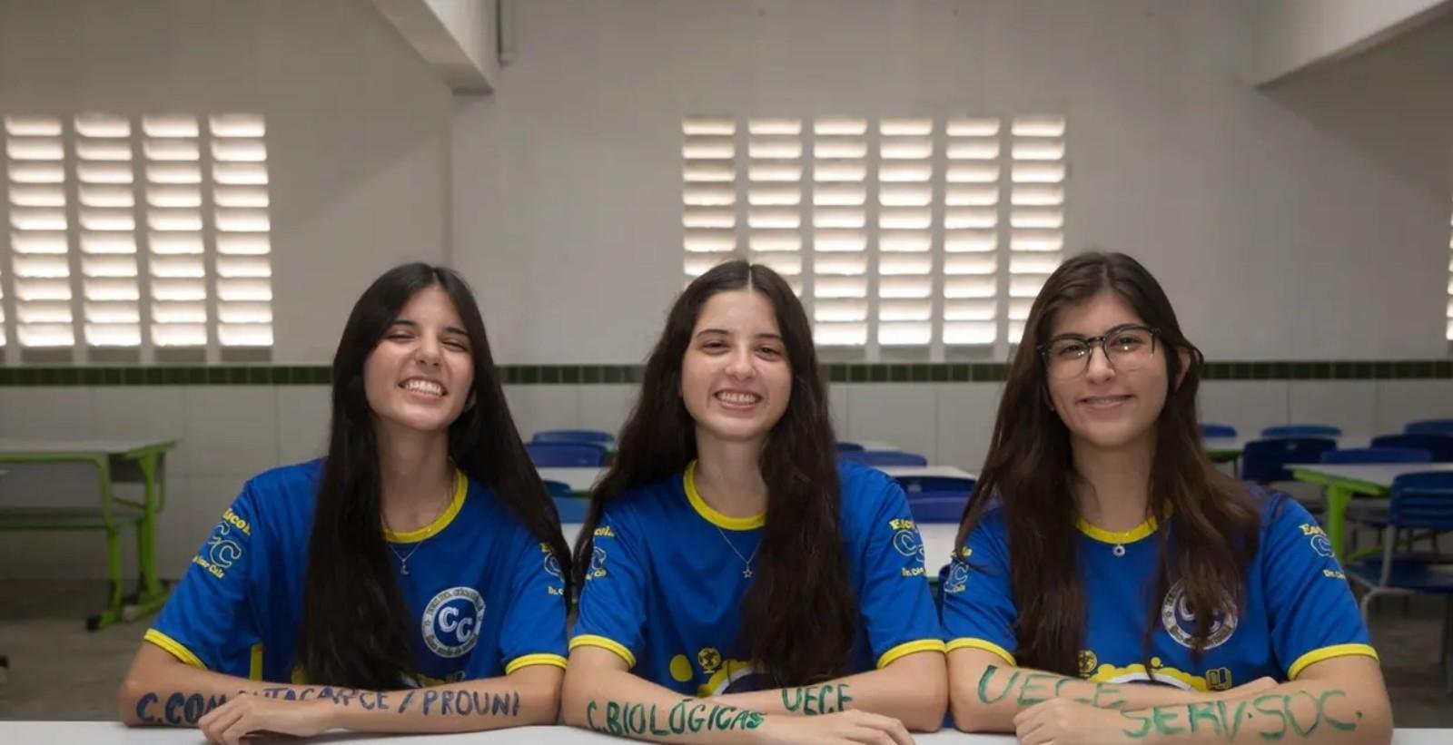 Trigêmeas foram aprovadas no mesmo ano em faculdades públicas no Ceará | G1