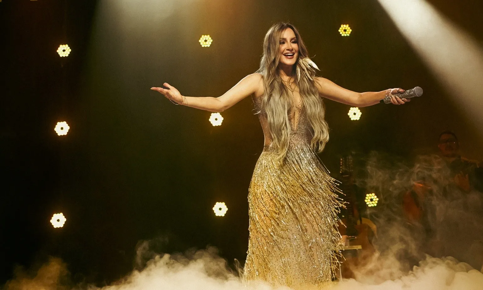 Festival do Japão, Claudia Leitte e teatro: agenda do fim de semana em | G1