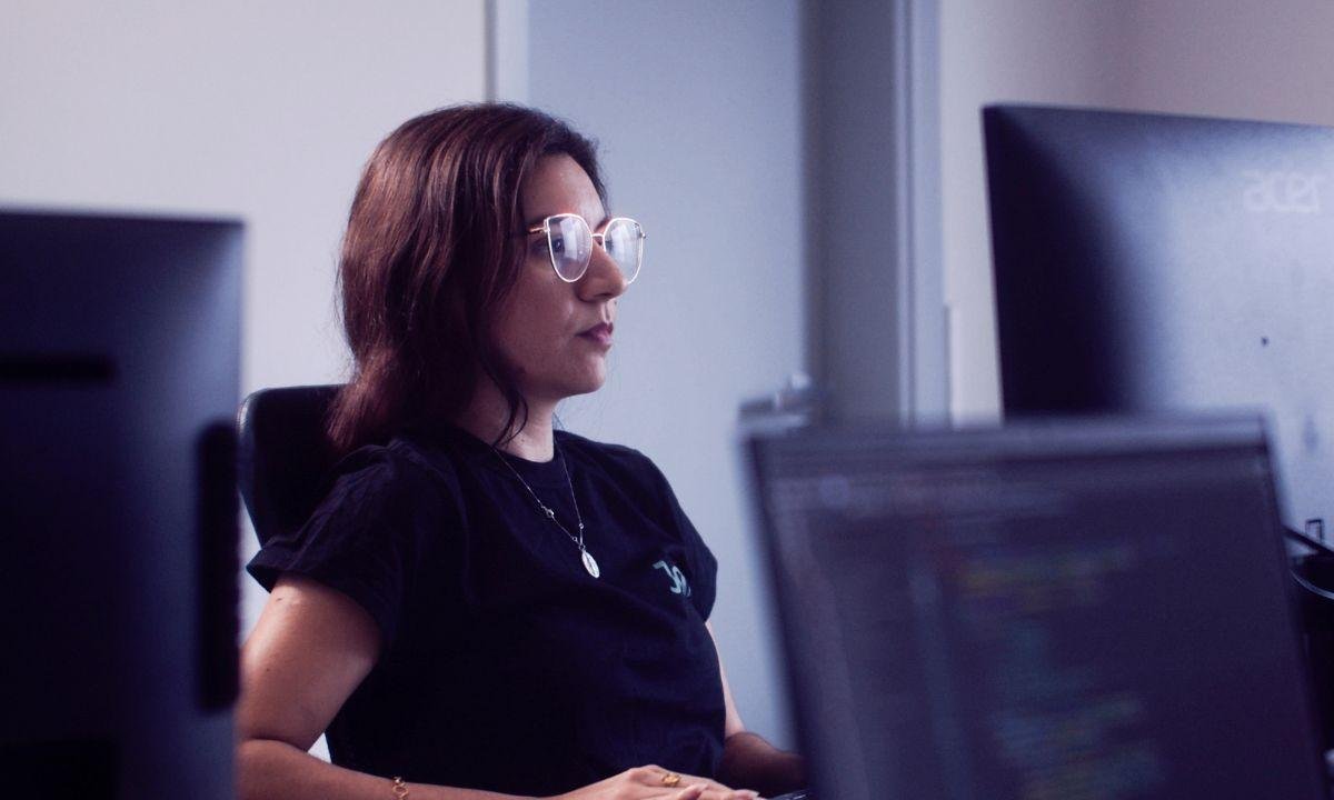 IA avança, mas processos e integração travam a escala