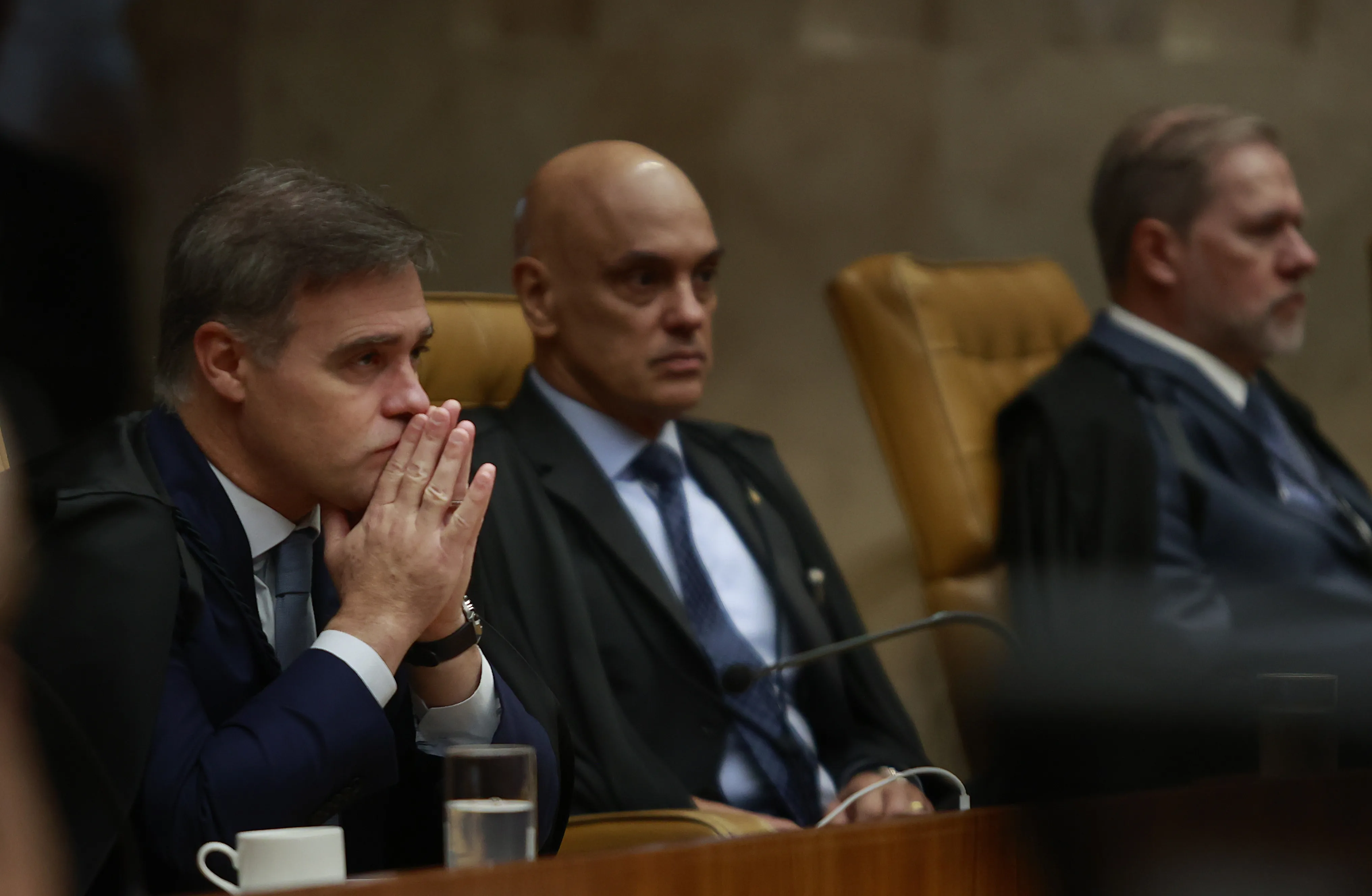 'Estamos juntos sempre', 'saudade dele' e 'tenta sensibilizar': as mensagens de Vorcaro sobre Moraes, PGR e chefe da PF