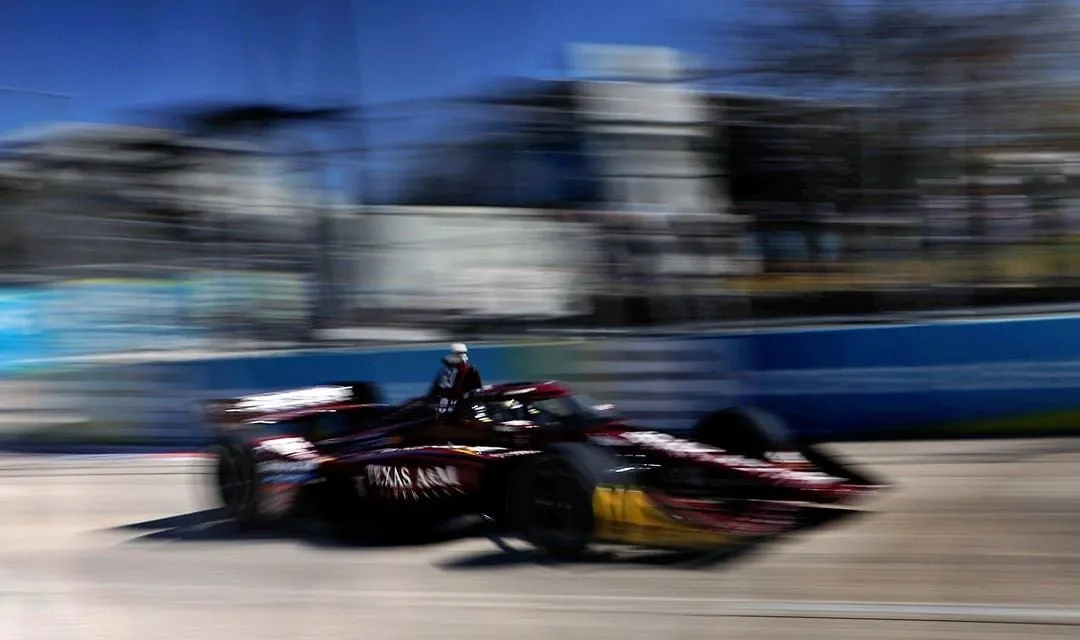 Kirkwood supera Palou e lidera TL2 da Indy em Arlington; Caio Collet é 18º