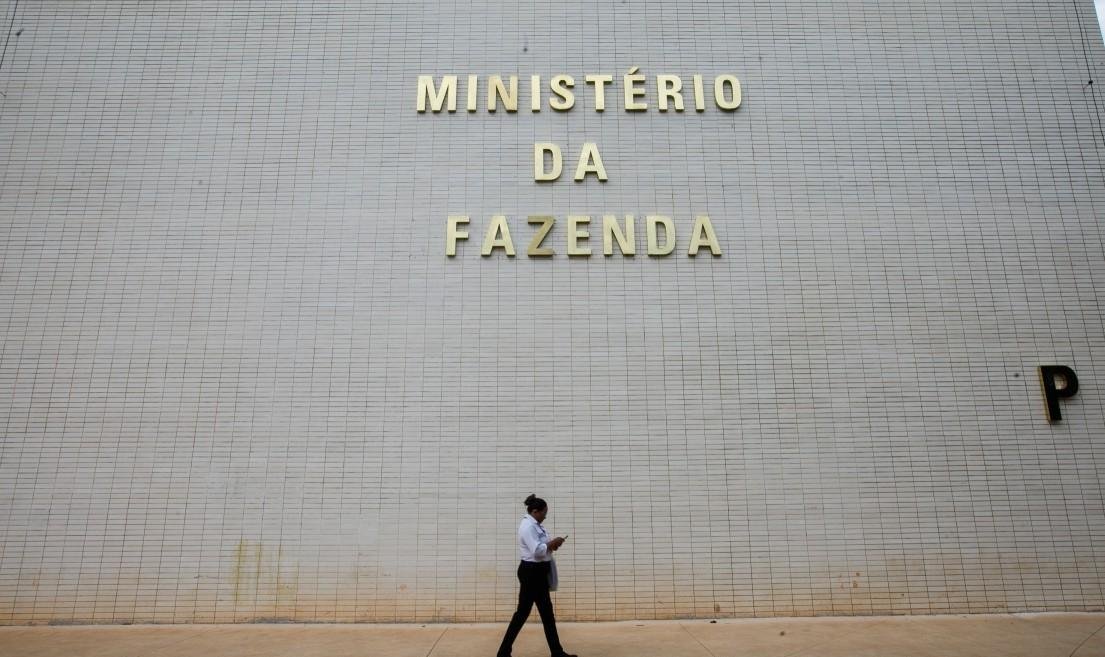 Fazenda diz que juro alto teve impacto relevante na desaceleração do PIB, que cresceu 2,3% em 2025