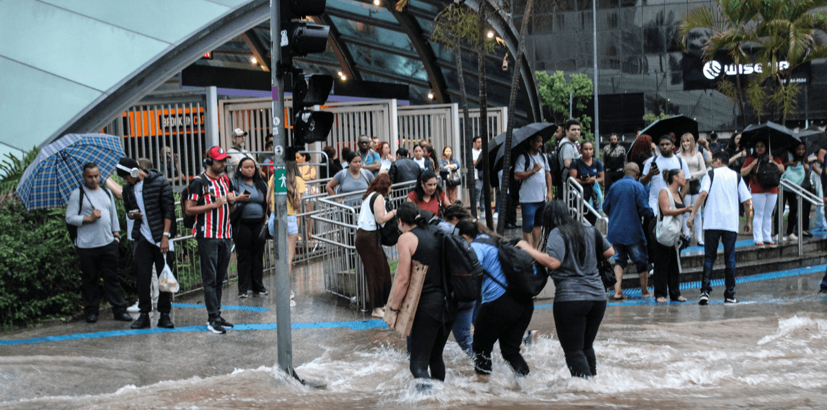 INMET: Fevereiro começa com chuvas acima da média no Norte e no Sudeste