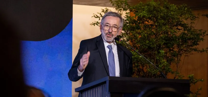 Brasil e EUA fazem reunião virtual para discutir tarifas