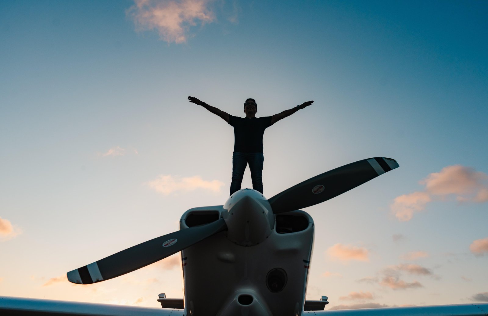 Conheça cearense que será primeiro brasileiro a dar volta ao mundo sozinho em monomotor: 'Quero impactar positivamente as pessoas'