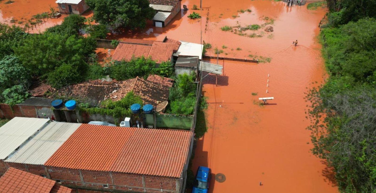 Chuvas no Piauí deixam famílias desalojadas e cidades isoladas | G1