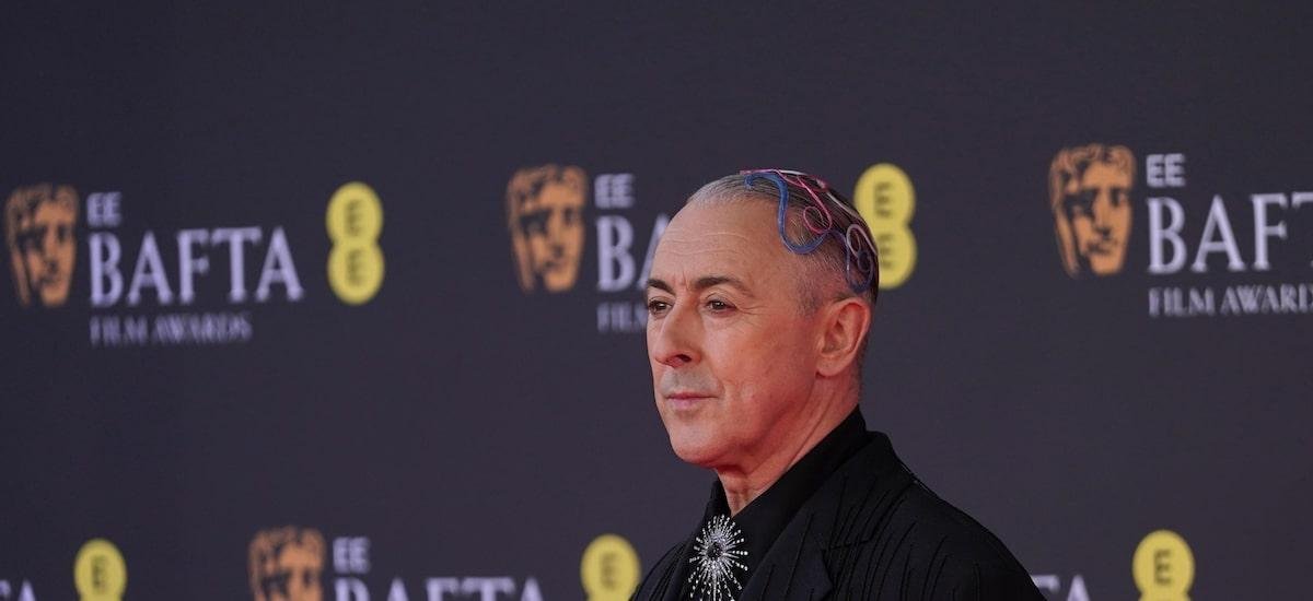 Apresentador do Bafta pede desculpas após ocorrido na premiação: ‘Todo trauma deve ser reconhecido’