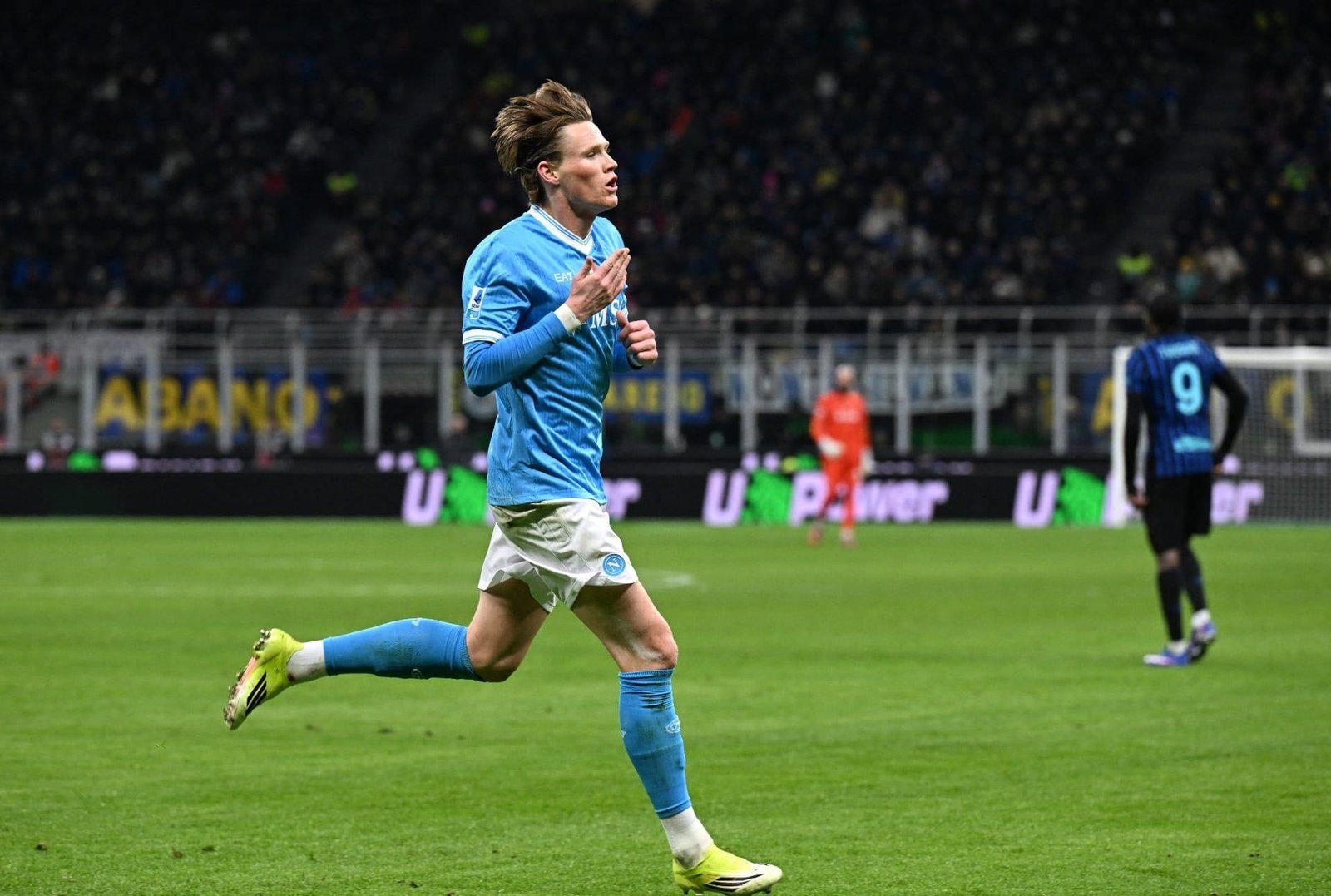 Napoli arranca empate e encerra sequência de vitórias da Inter de Milão