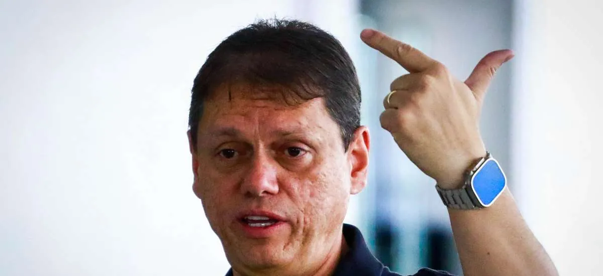 Tarcísio diz que 70 câmeras foram analisadas e houve falsa comunicação de crime sobre perseguição de motorista de Haddad