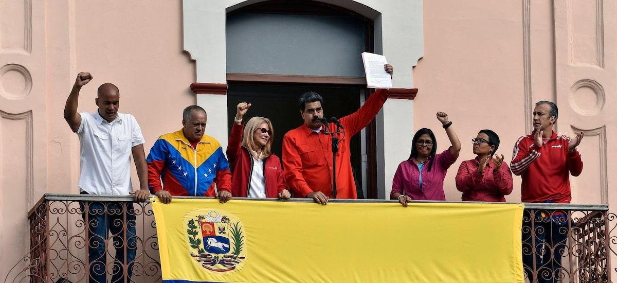 Fonte da CIA dentro do governo venezuelano ajudou a rastrear Maduro