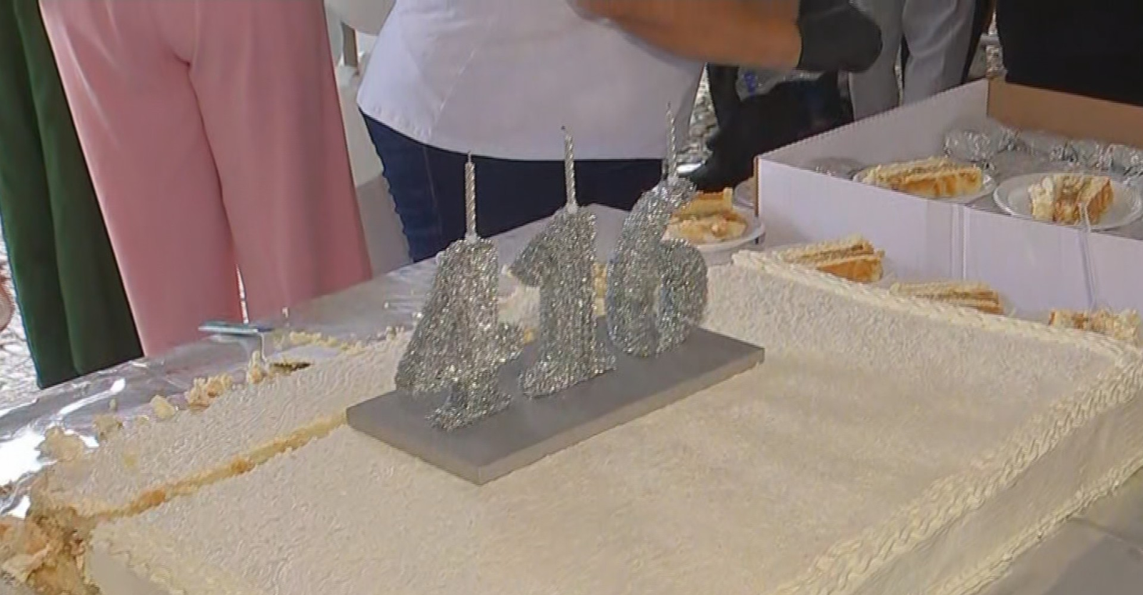 Itu 416 anos: cidade dos exageros entrega bolo gigante aos moradores | G1