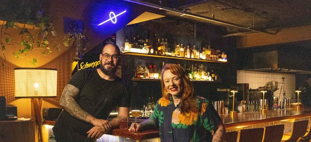 Opinião | No Fifty Fifty, em Pinheiros, coquetelaria e cozinha dividem a mesma taça