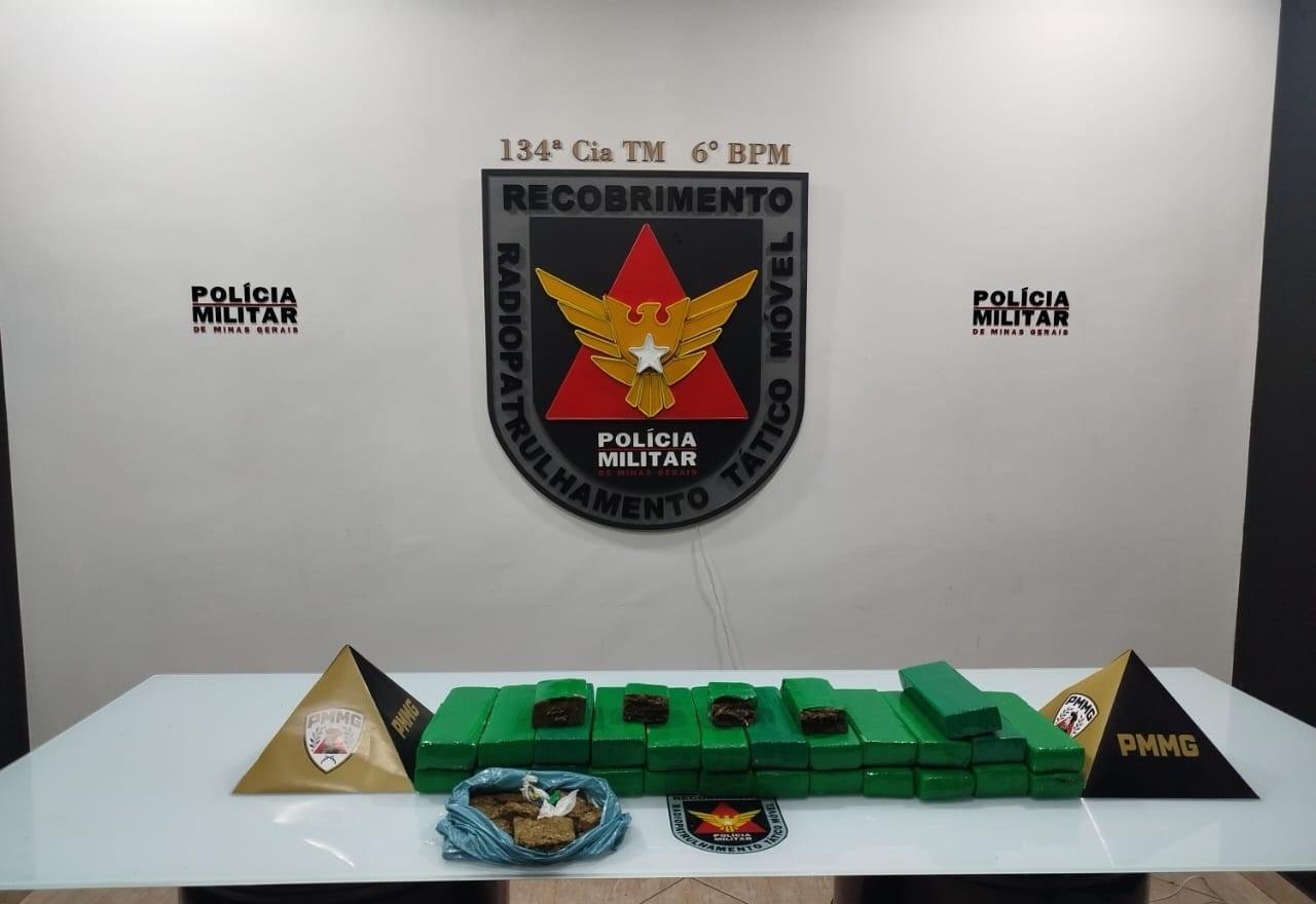 PM apreende 25 barras de maconha em Governador Valadares | G1