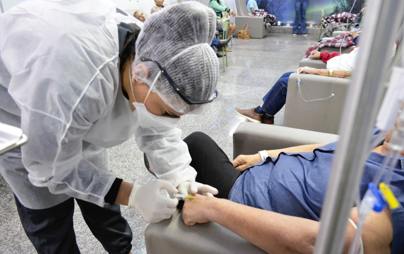 Goiás amplia rede de atendimento oncológico para crianças e adultos