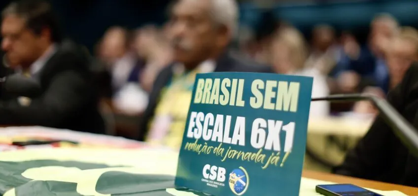 Aeronautas veem “cortina de fumaça” em debate sobre 6 X 1