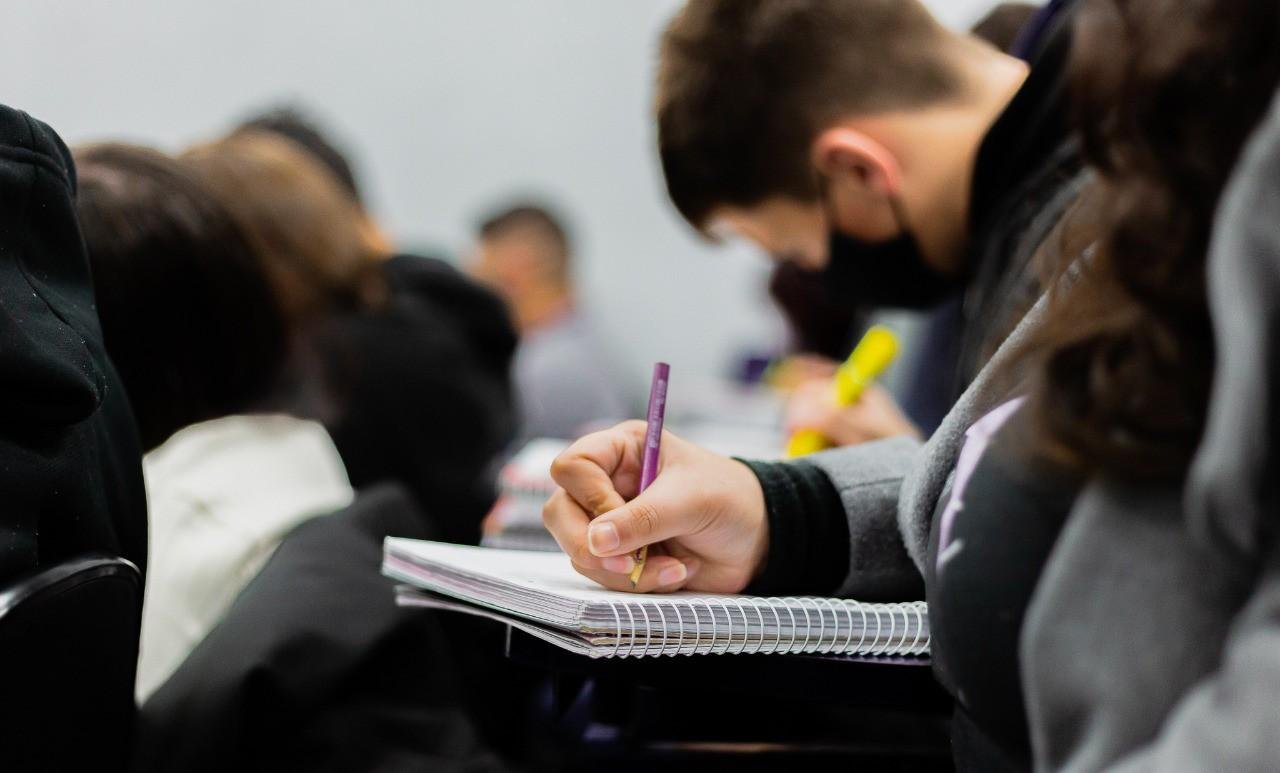 Cursinho Popular Paulo Freire abre 80 vagas gratuitas em Petrolina | G1