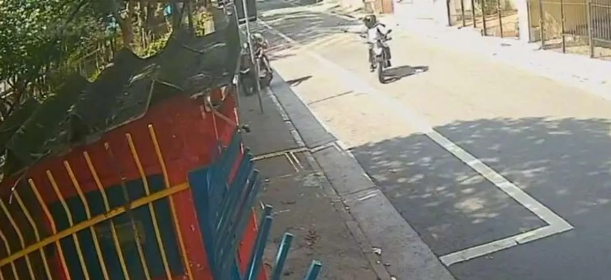 Vídeo mostra momento em que filho de policial civil é atingido em tentativa de assalto em SP
