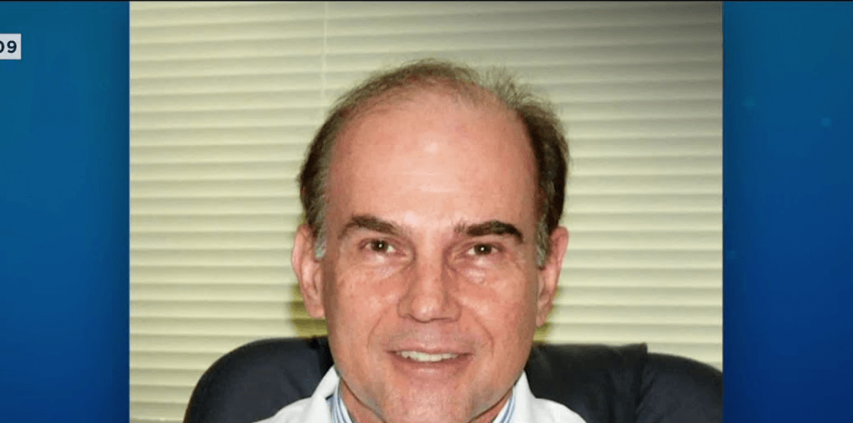 Médico que roubava dinheiro de pacientes é condenado a 6 anos de prisão