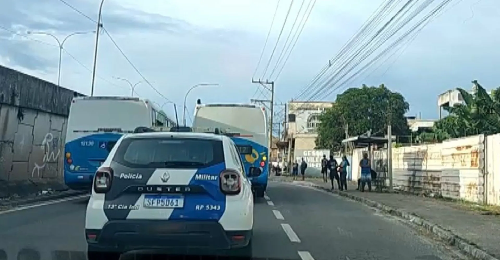 Ônibus são escoltados após mortes em Vila Velha | G1