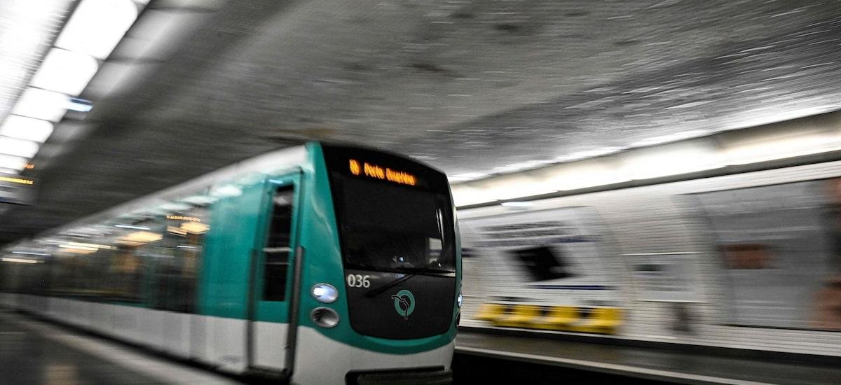 Homem é preso após esfaquear três mulheres no metrô de Paris