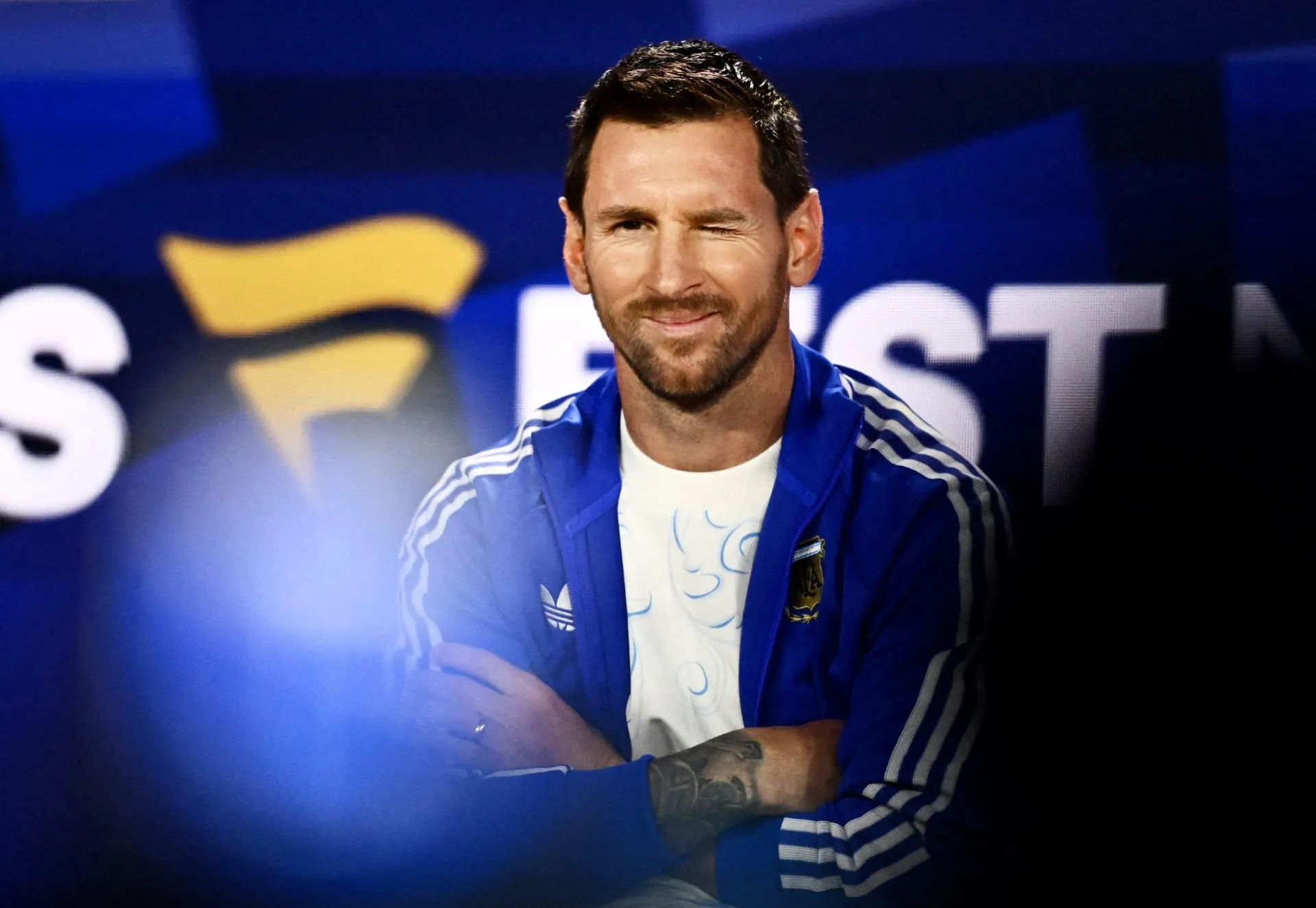 Messi faz história ao jogar final da Copa de 2026 e iguala marca de Cafu