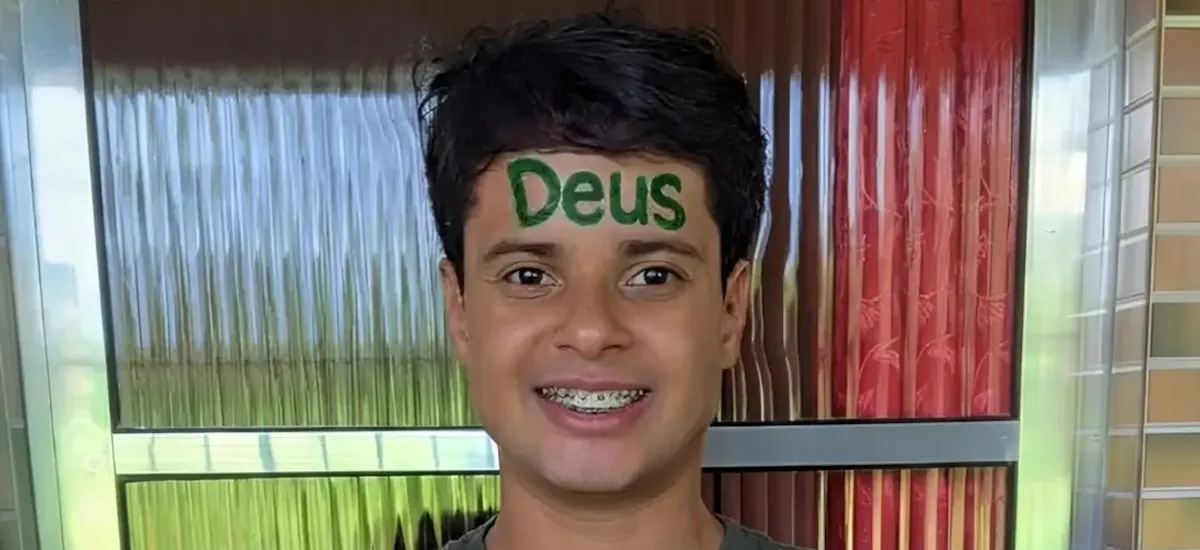 Jovem da periferia de Salvador é 1º colocado em Medicina na USP pelo Enem